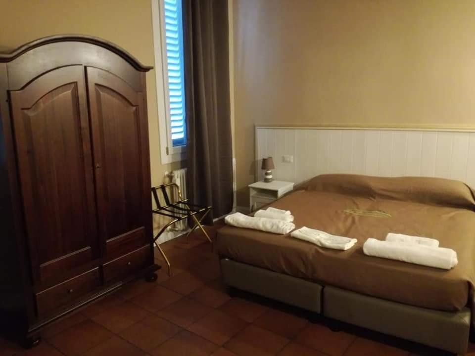 San Petronio Room And Suite Rooms - By Bolognacentro Luxuryh Rom bilde